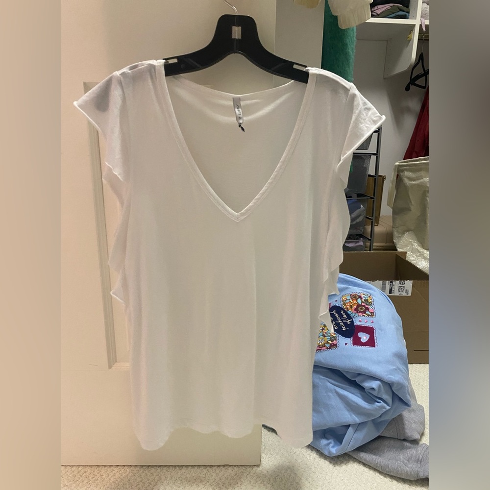 Z Supply white ruffle sleeve v neck t-shirt